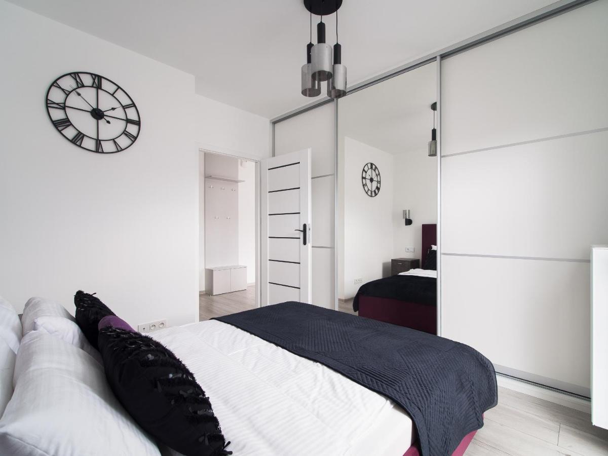 Szwedzka 22C Separate Bedroom Free Garage By Perfect Apart Warschau Exterior foto