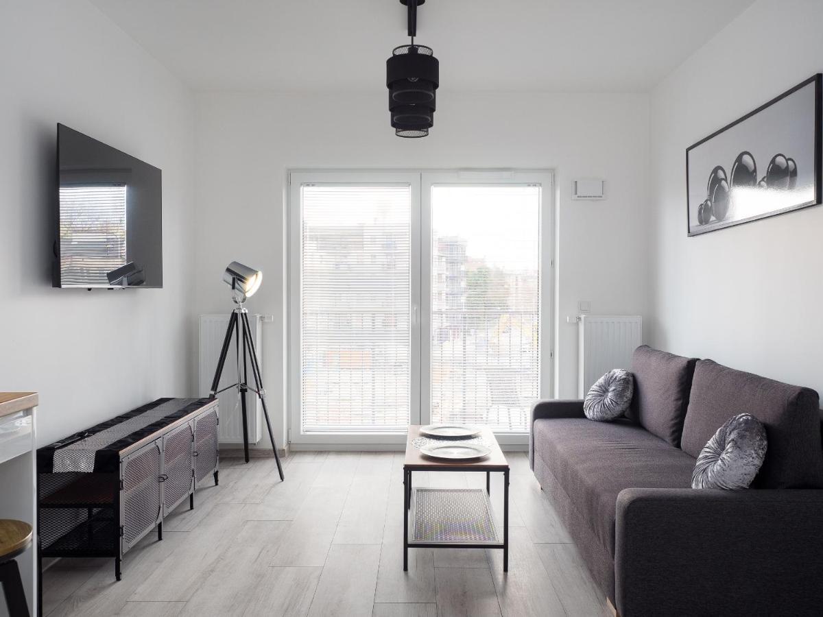 Szwedzka 22C Separate Bedroom Free Garage By Perfect Apart Warschau Exterior foto